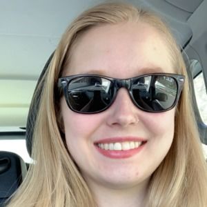 Meet your Posher, Courtney